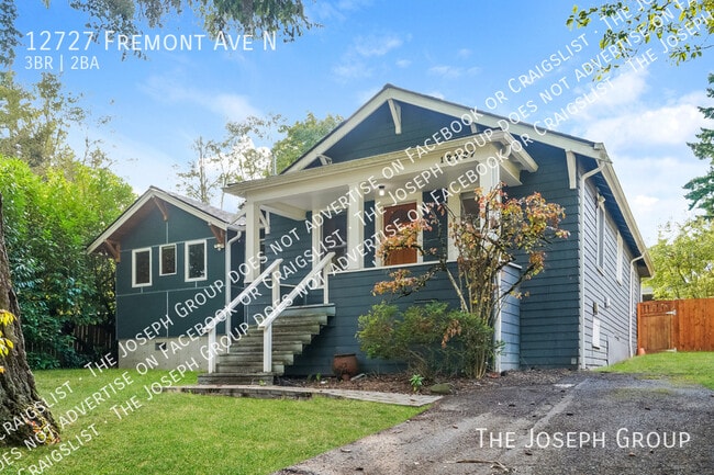 Building Photo - 12727 Fremont Ave N