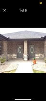 Building Photo - 1217 Escondido Ln W