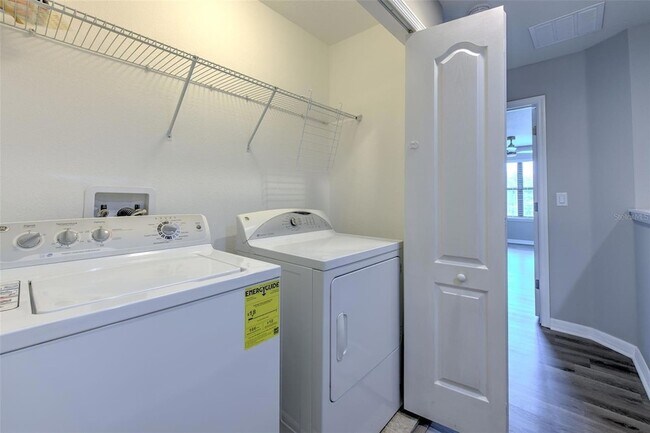Building Photo - 5116 Bay Isle Cir