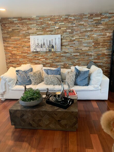 Building Photo - 12766 Jolette Ave