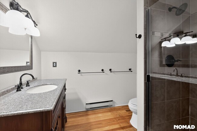 Building Photo - 910 N Clarkson St