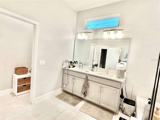 Building Photo - 900 Wild Date Ln