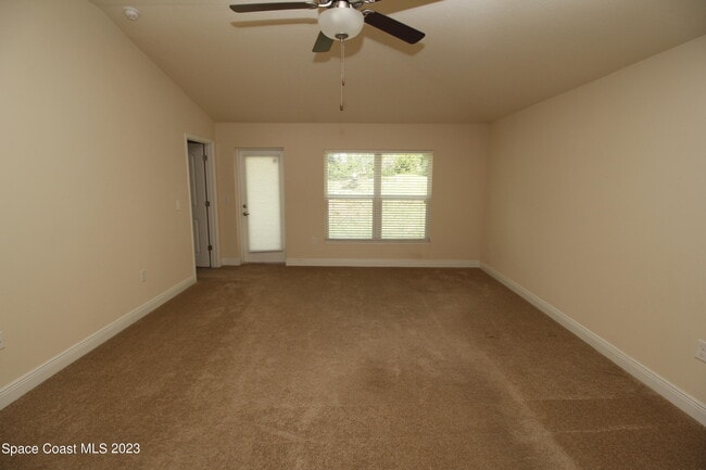 Building Photo - 1034 Breakaway Trail