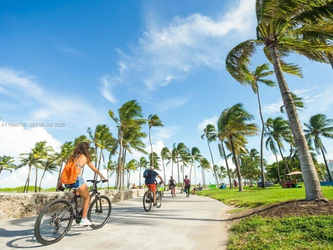 Building Photo - 321 NE 26th St