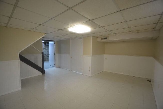 Building Photo - Recently Updated 3 Bedroom 1 Bath in Newar...