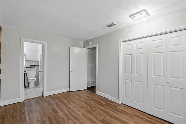 Building Photo - 2504 S Fielder Rd