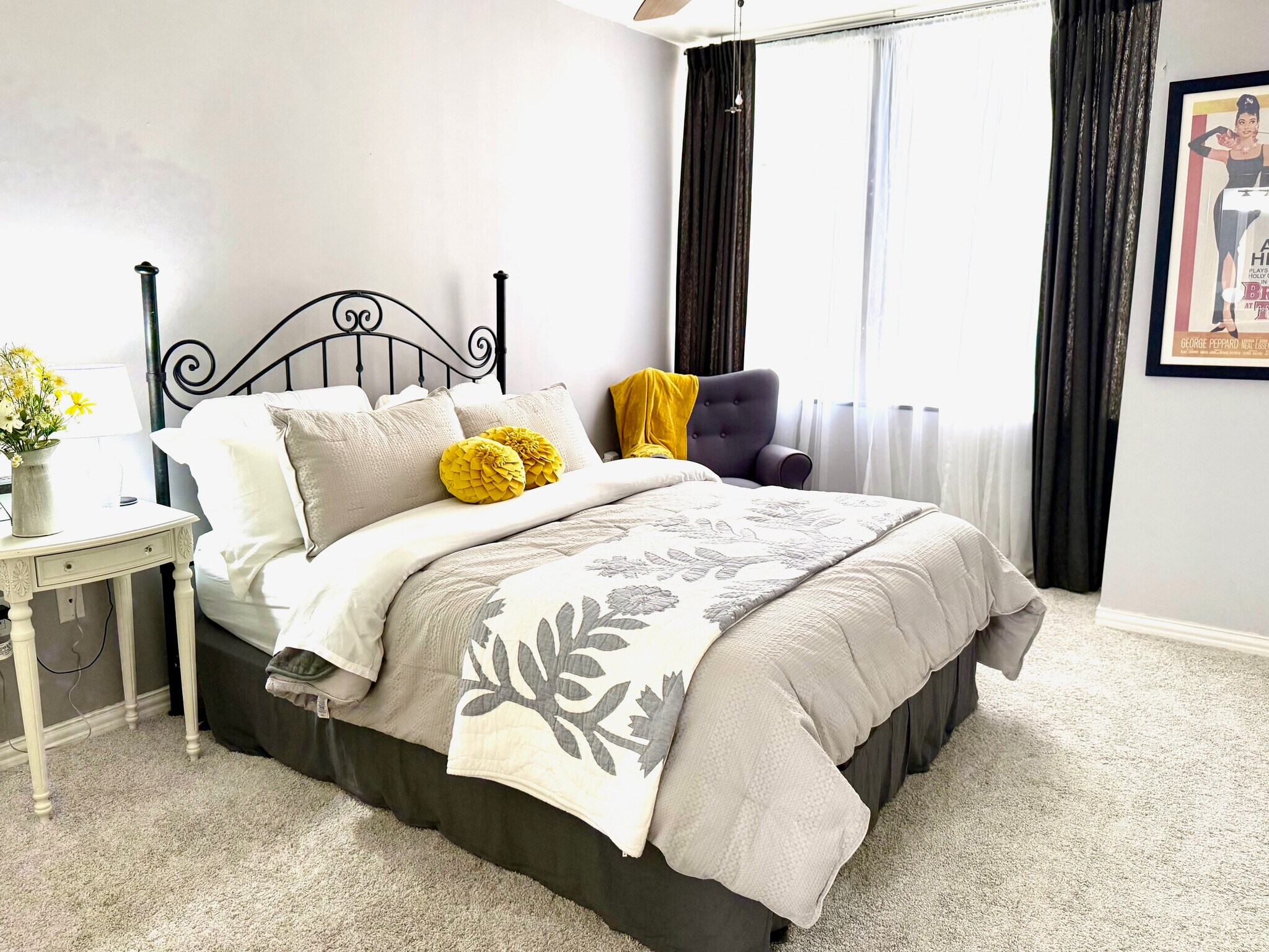 Building Photo - 1200 Main St