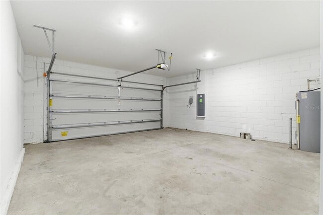 Building Photo - 1195 Tyler Lp