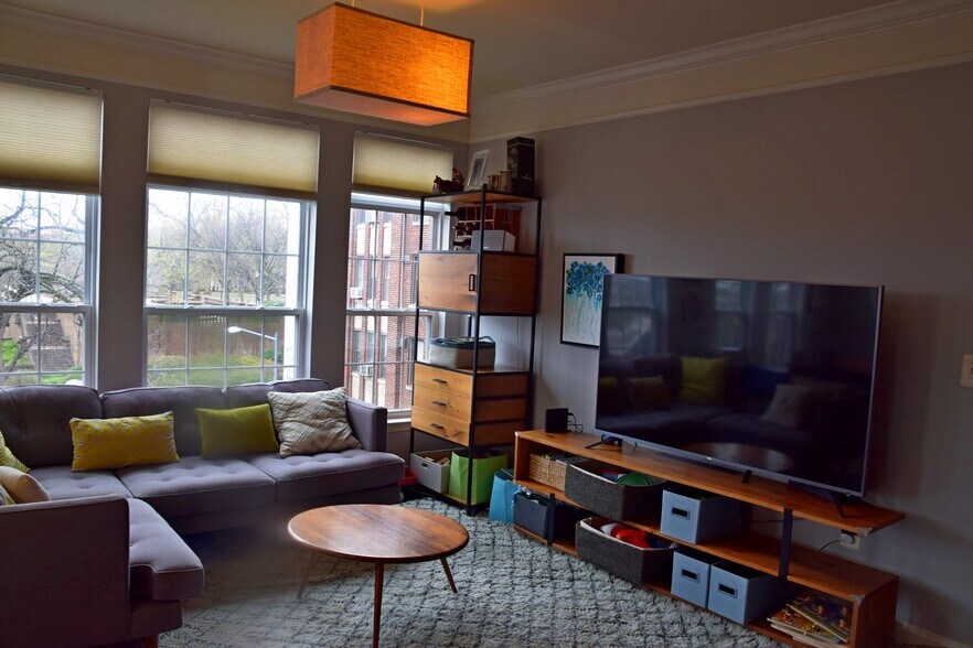 Living area - 1451 Belmont St NW