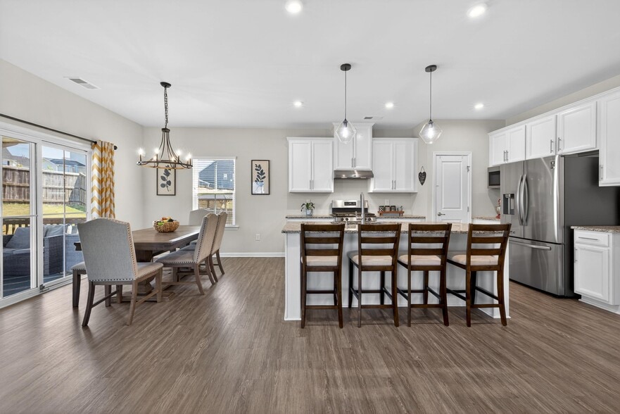 Building Photo - 201 Devon Fields Dr