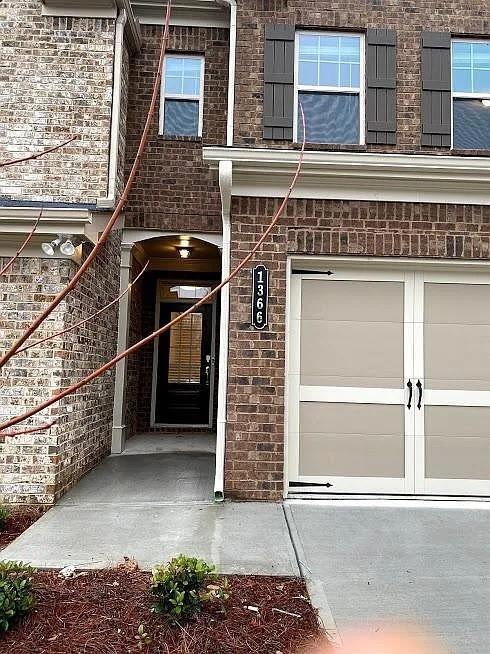 Building Photo - 1366 Elderwood Way