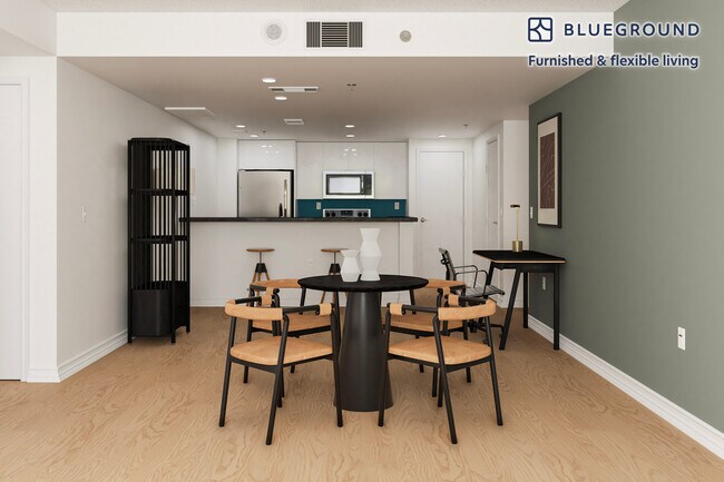 Building Photo - 850 N Randolph St