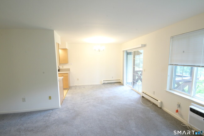 Building Photo - 50 Aiken St