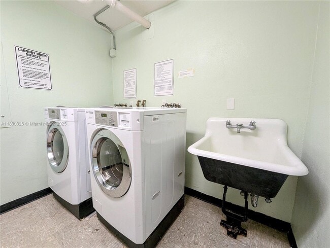 Building Photo - 500 Three Islands Boulevard