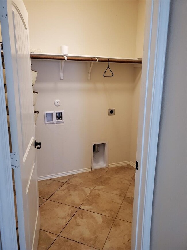 Building Photo - 1712 Tranquility Ln