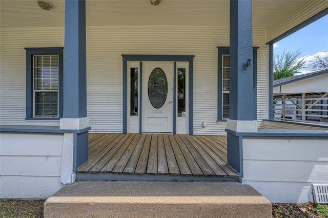 Building Photo - 108 N Eddy Ave