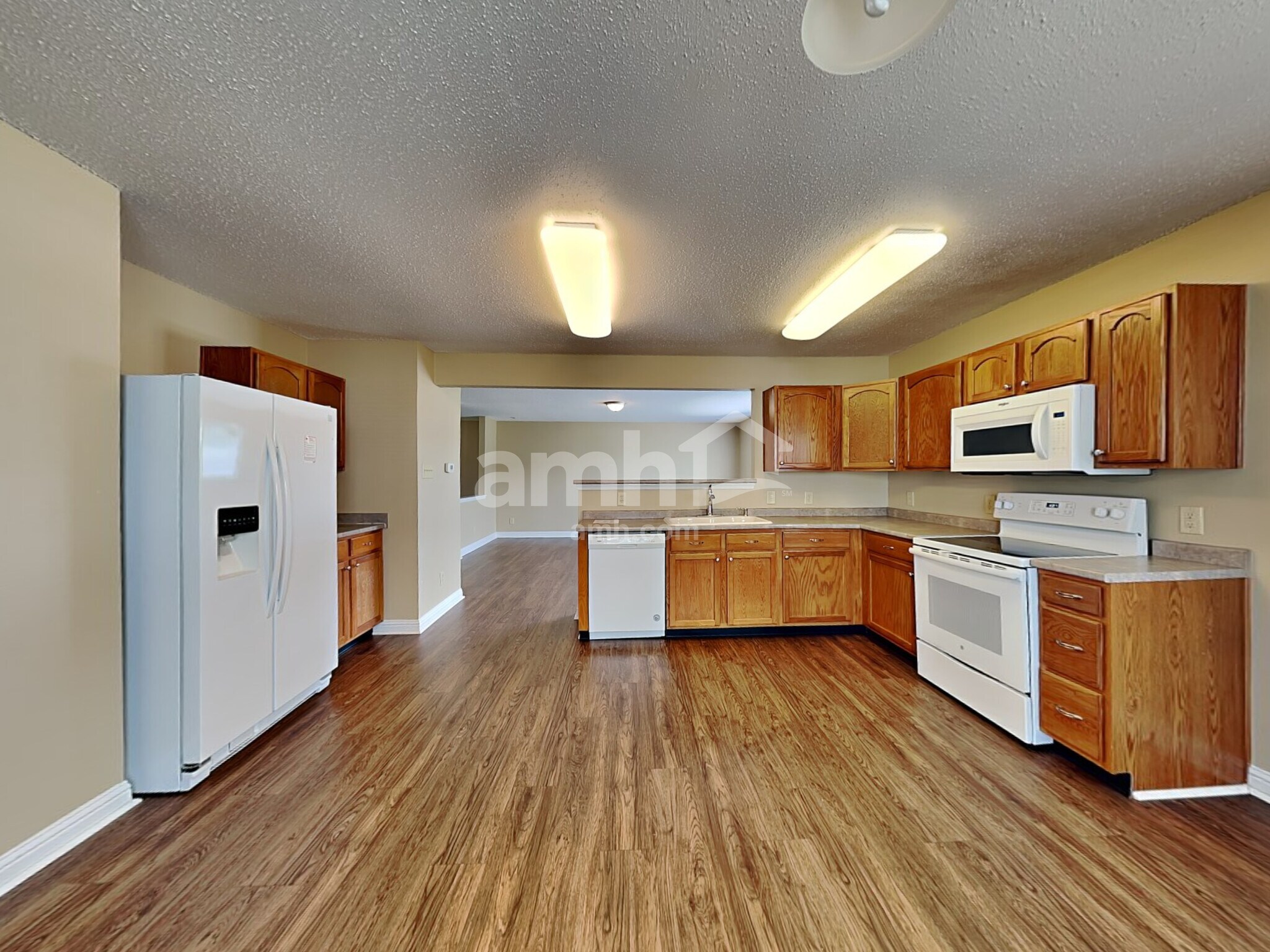 Building Photo - 10639 Inspiration Dr