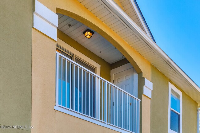 Building Photo - 6860 Skaff Ave