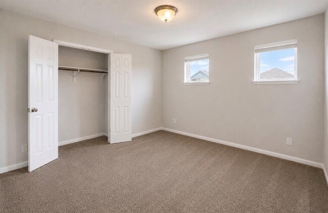 Building Photo - 3200 College Park Dr