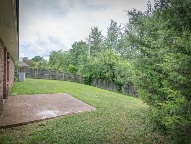Building Photo - Fully Renovated 3BD/2BA!