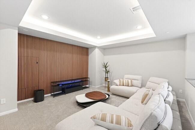 Building Photo - 21967 Gateway Arch Dr