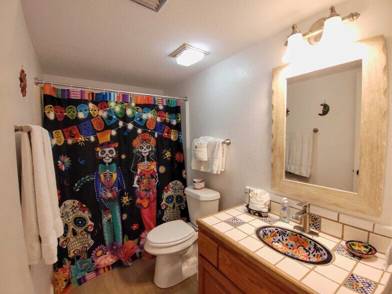 Building Photo - 5605 Gulf Blvd