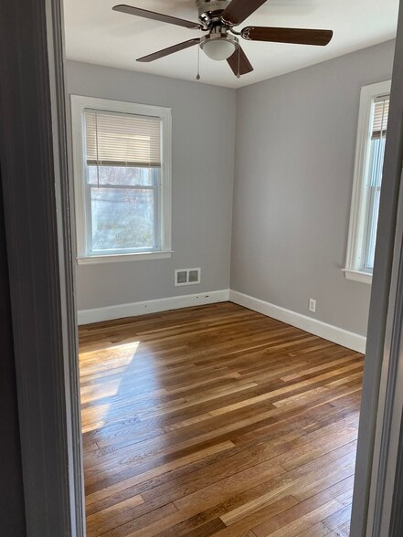 Sm bedroom #2 - 160 Hodge Ave