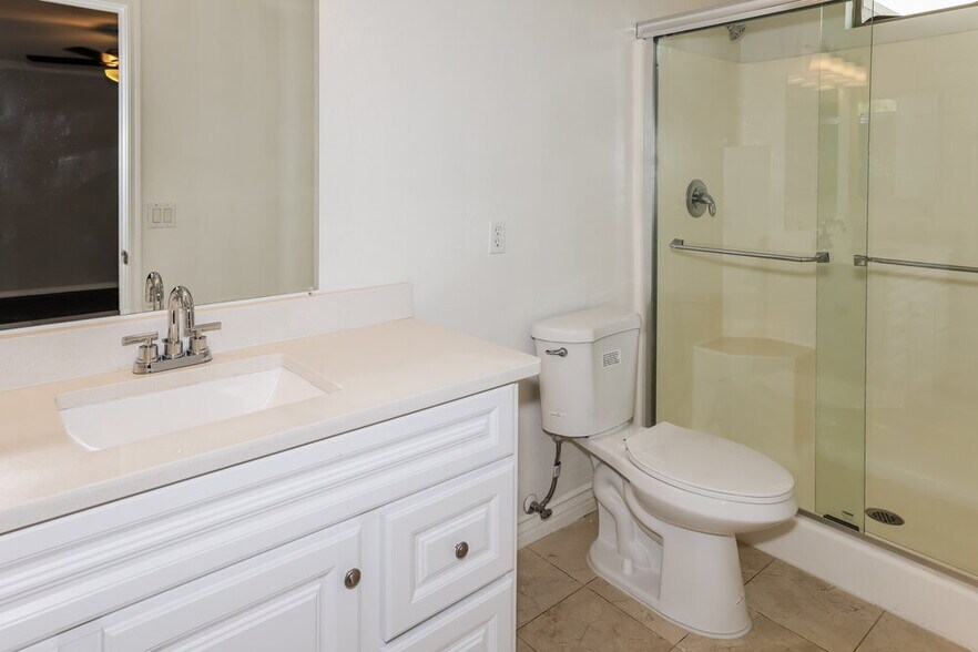 Building Photo - 16634 N 153rd Dr