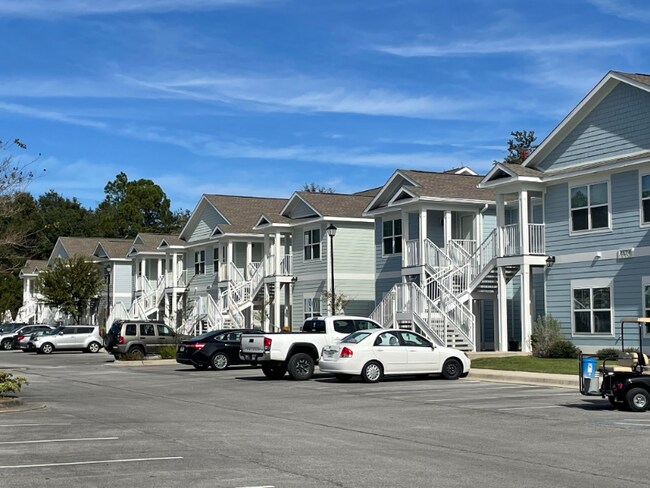 Building Photo - 4640 Crossing Ct