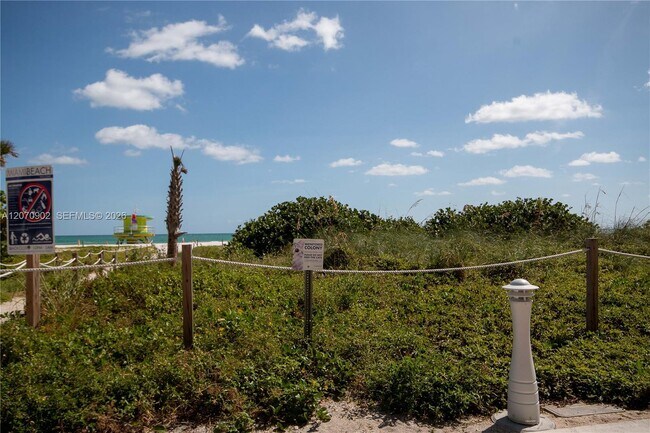 Building Photo - 5757 Collins Ave