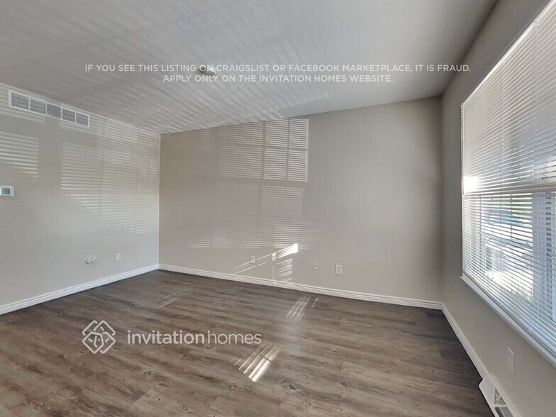 Building Photo - 8945 Field St