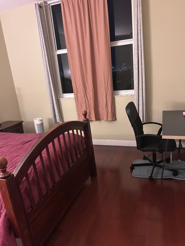 Building Photo - 2030 Douglas Rd