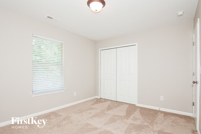 Building Photo - 3707 Ernie Dr