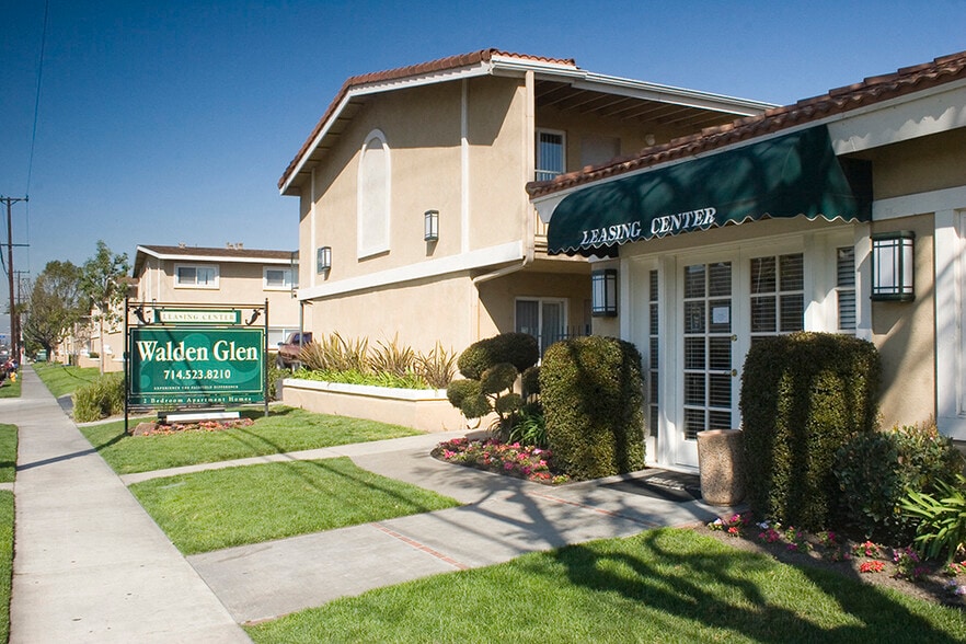 Building Photo - Walden Glen Apartments