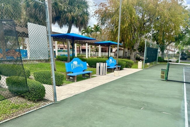 Building Photo - 9726 Hammocks Blvd