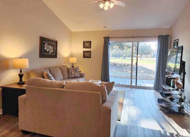 Building Photo - 177 Club Cir