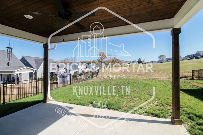 Building Photo - 1669 Spring Berry Ln