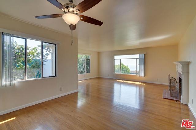 Building Photo - 214 Bellino Dr
