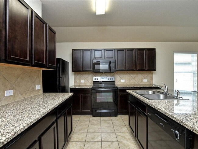 Building Photo - 13409 Brahmin Dr