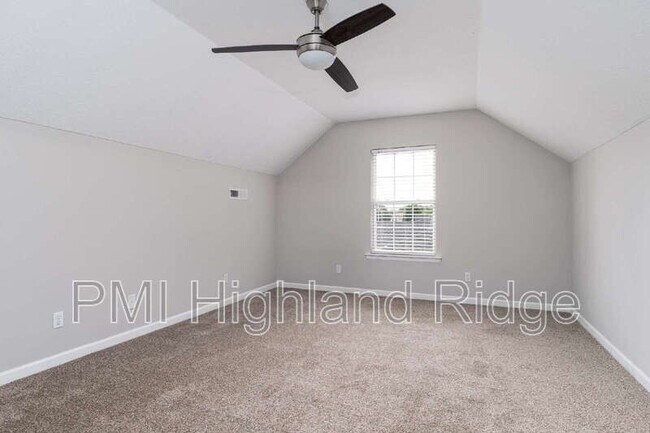 Building Photo - 2414 Lismore Dr