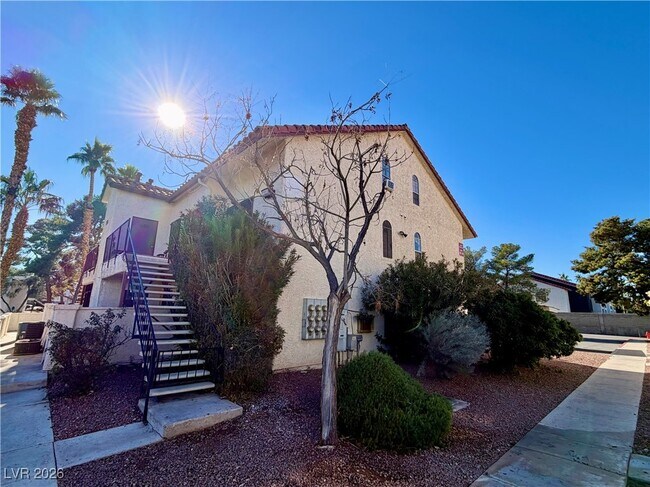 Building Photo - 3681 Melonies Dr