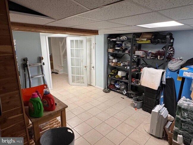 Building Photo - 251 Childs Ave