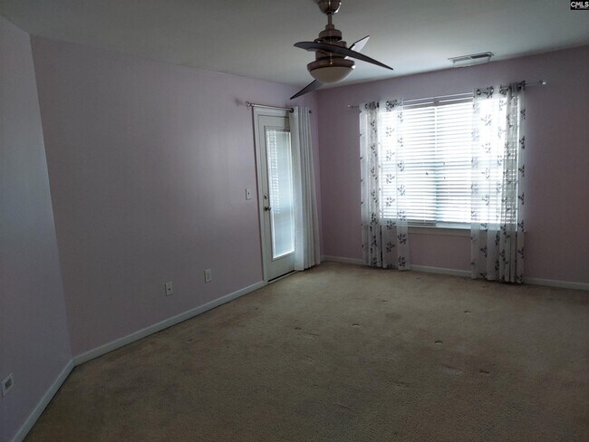Building Photo - 203 Eagle Park Dr