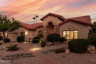 Building Photo - 4 Bedroom 2 Bathroom Scottsdale Ranch Home