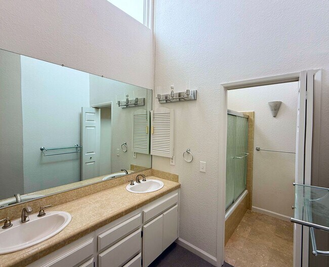 Building Photo - Experience refined coastal living in the h...