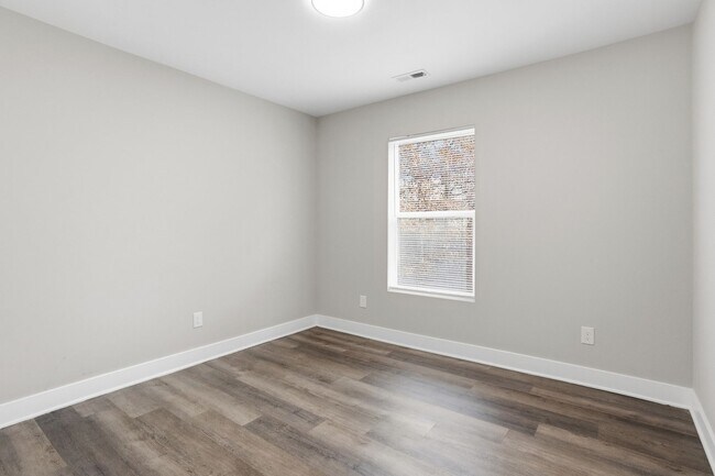 Building Photo - 4228 Dalcross Rd