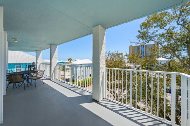 Building Photo - 1516 Sandpiper Ln