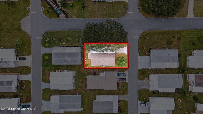 Building Photo - 345 Avocado Dr