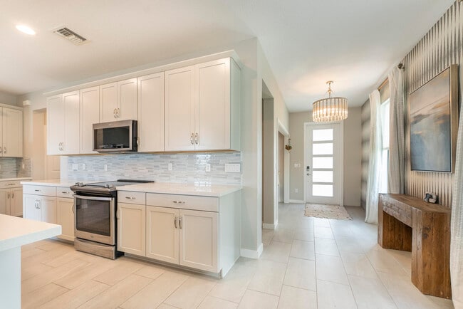 Building Photo - 8709 Corvus Dr