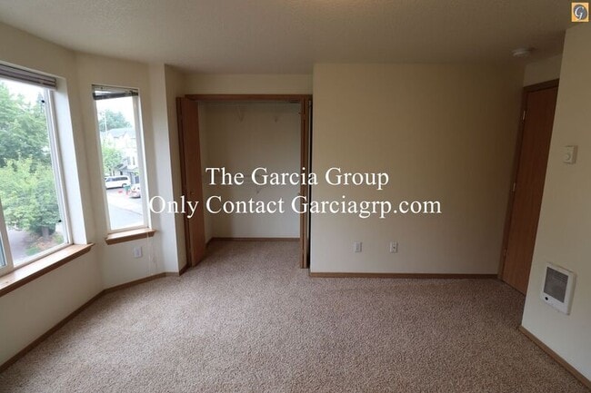 Building Photo - 5261 SW 174th Terrace